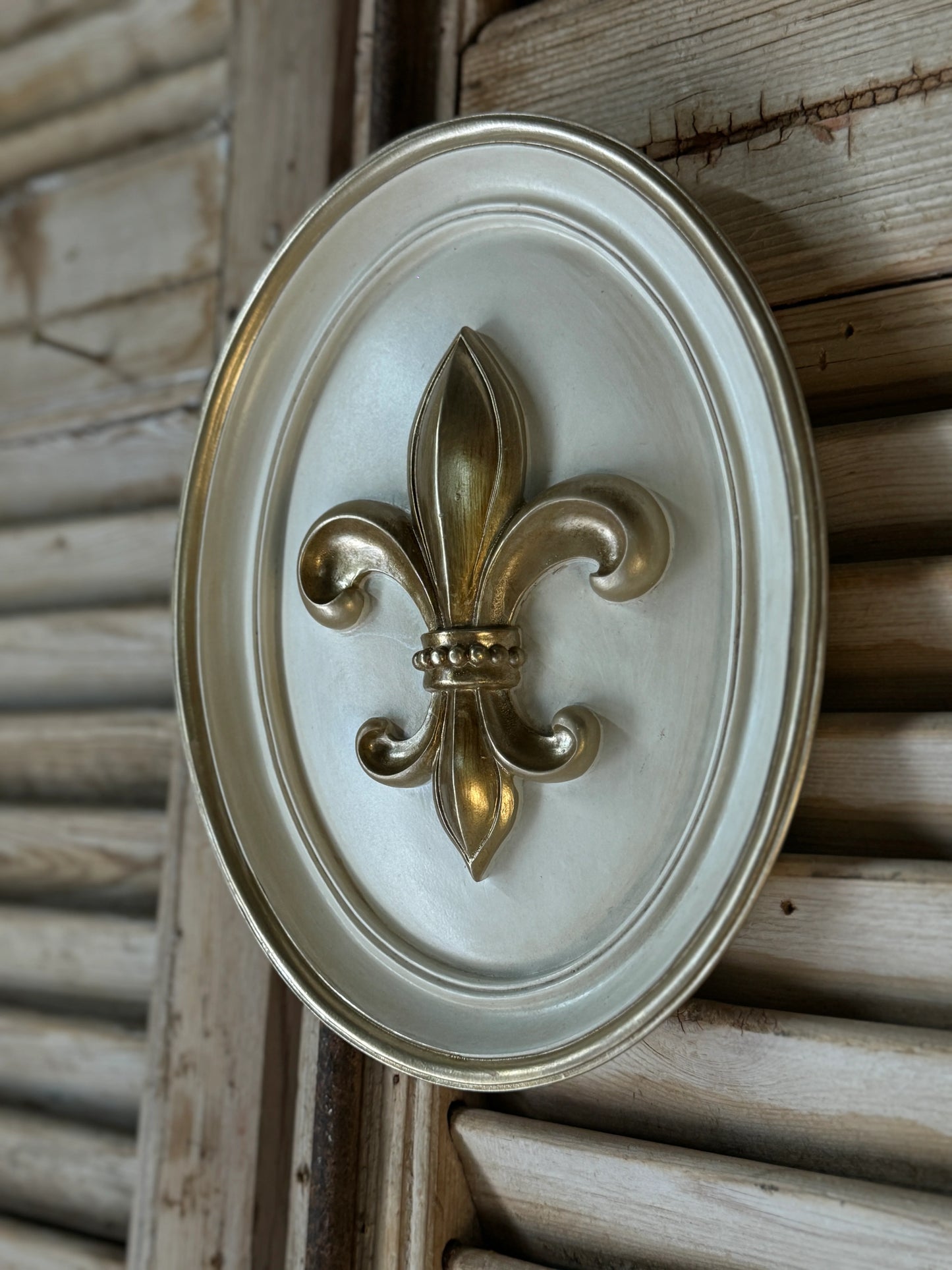 Sculpted Wall Art - Fleur De Lys Beige