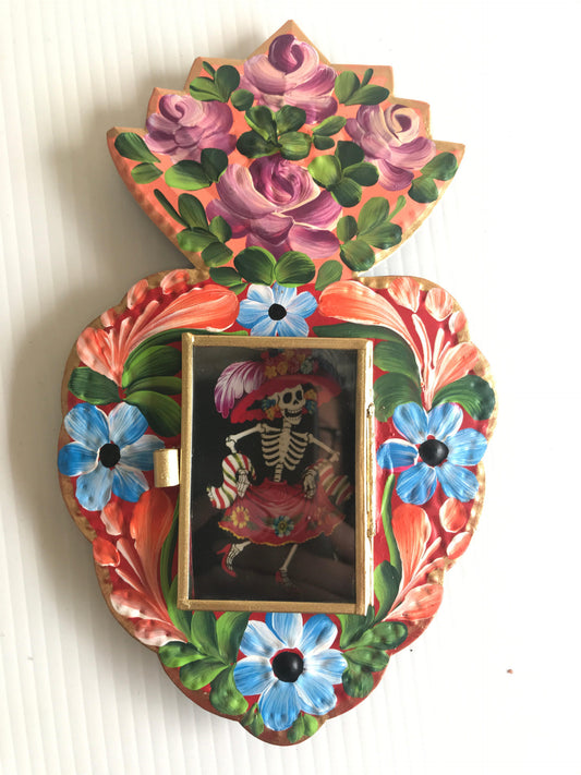 Nicho Nicho Heart&Flower DOD Wall hanging Tin 23x13cm