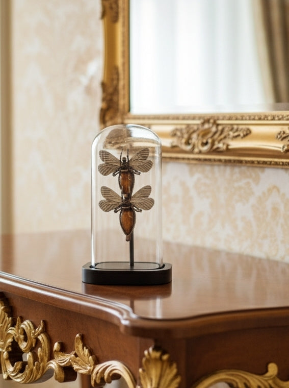 Two Bees Cloche