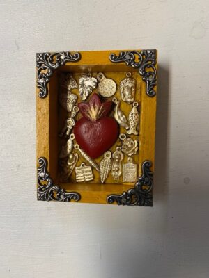Heart Milagro Box Yellow Wood & Metal 8x10cm (1)